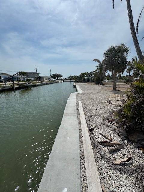 Englewood, FL 34223,1285 HOLIDAY DR