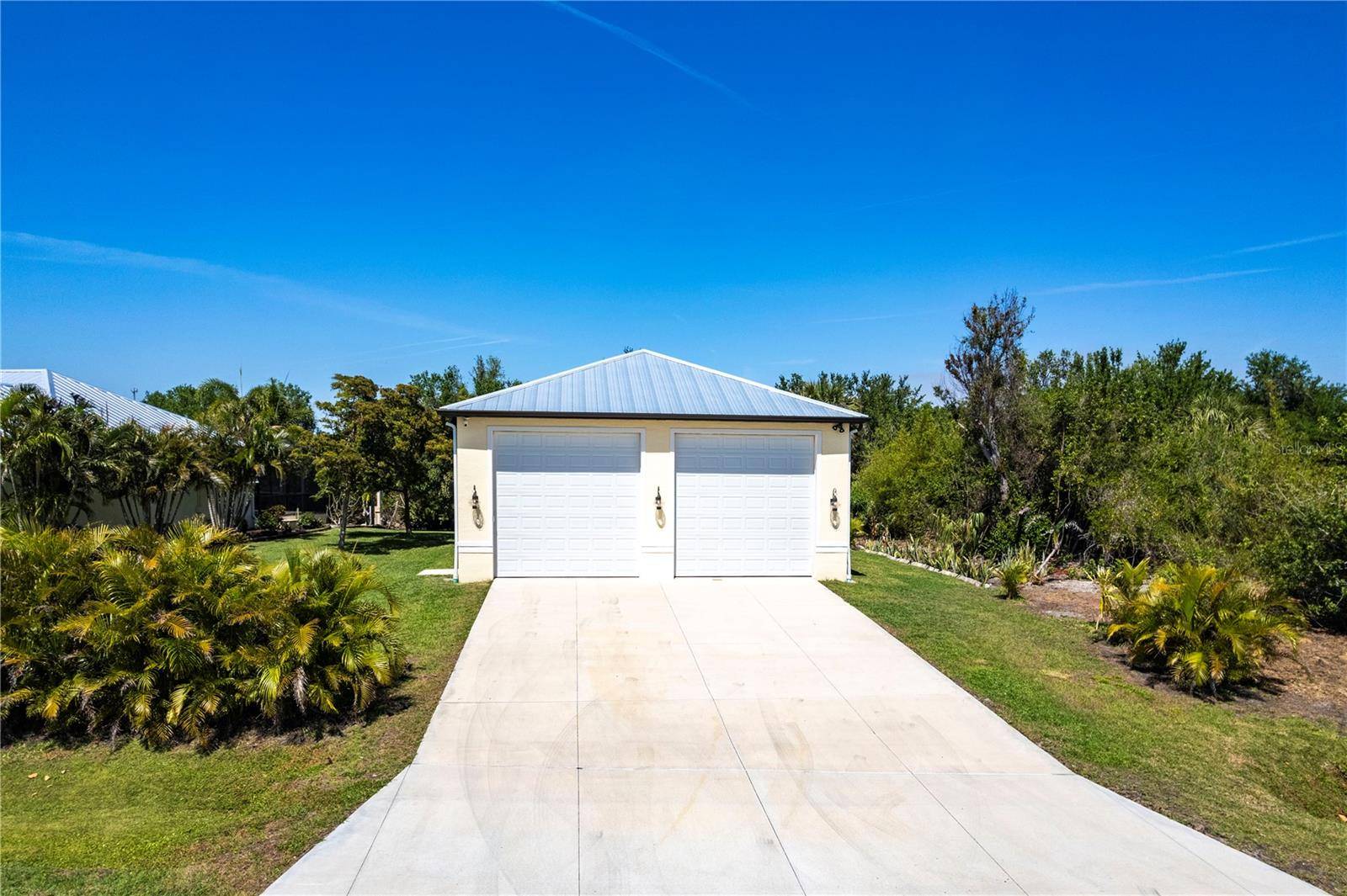 Punta Gorda, FL 33983,3215 PEACE RIVER DR