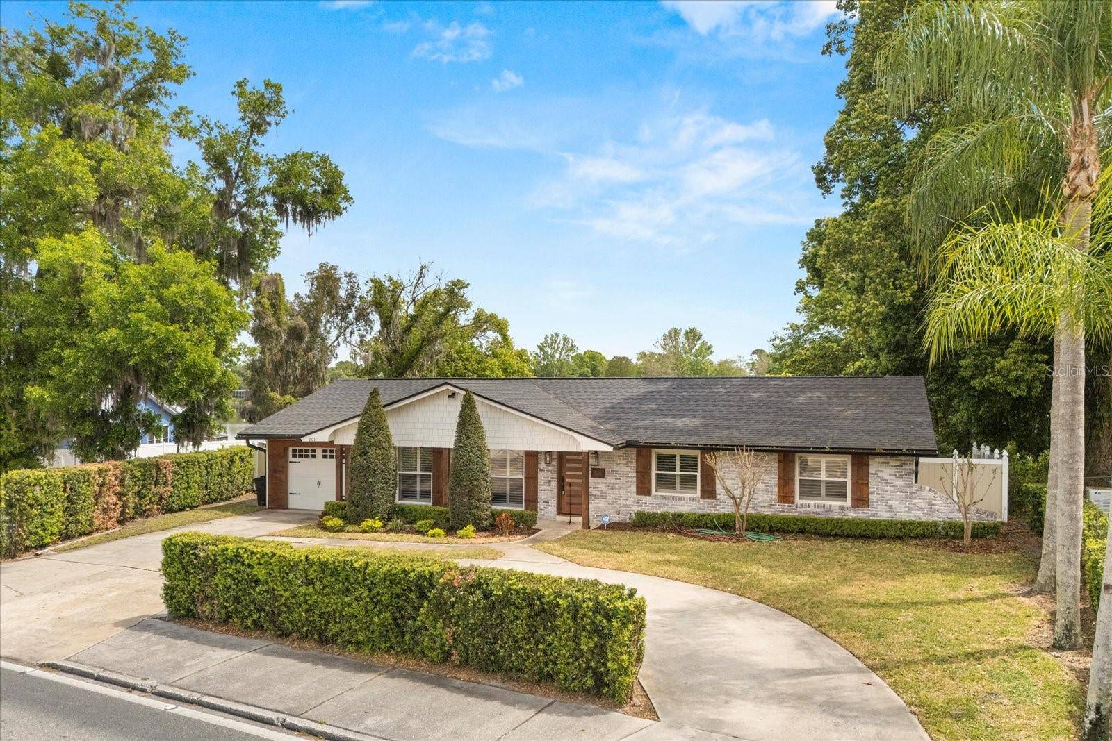 Maitland, FL 32751,201 CEDARWOOD DR