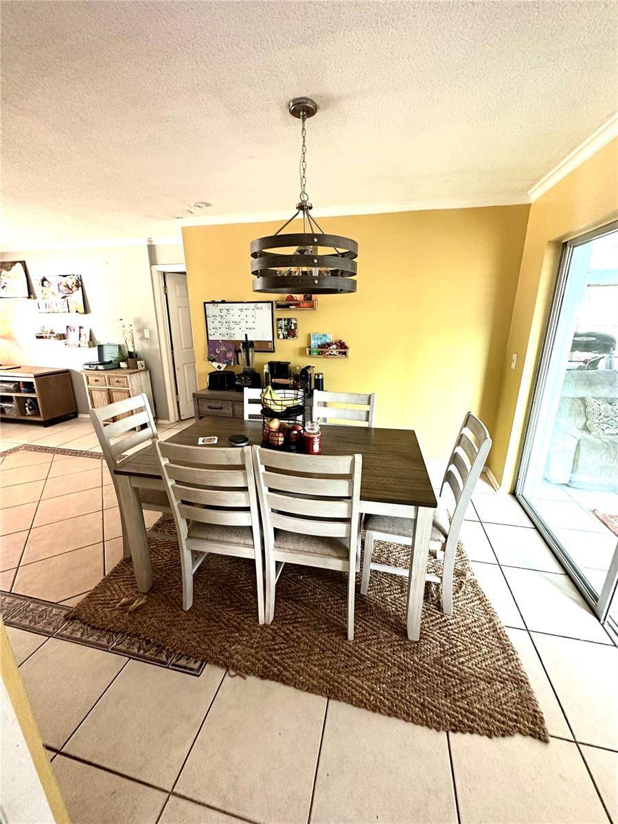 Orlando, FL 32810,1098 HENRY BALCH DR