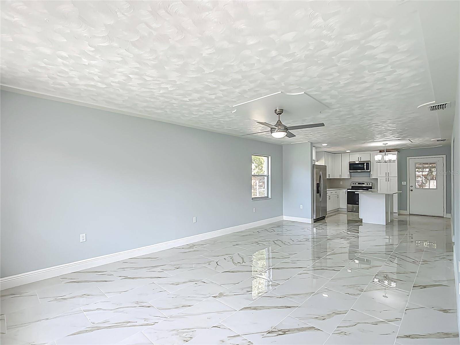 Lady Lake, FL 32159,123 SHENANDOAH AVE
