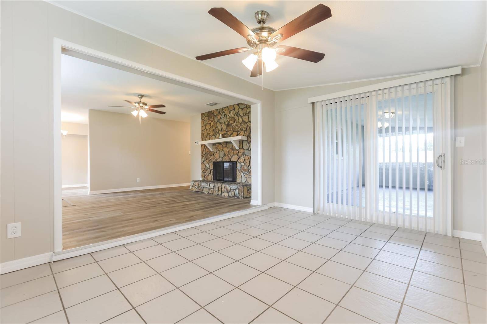 Sarasota, FL 34241,3929 CHAUCER LN