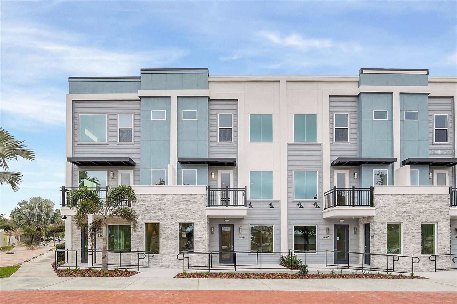 Oviedo, FL 32765,336 CENTER LAKE LN #A-2