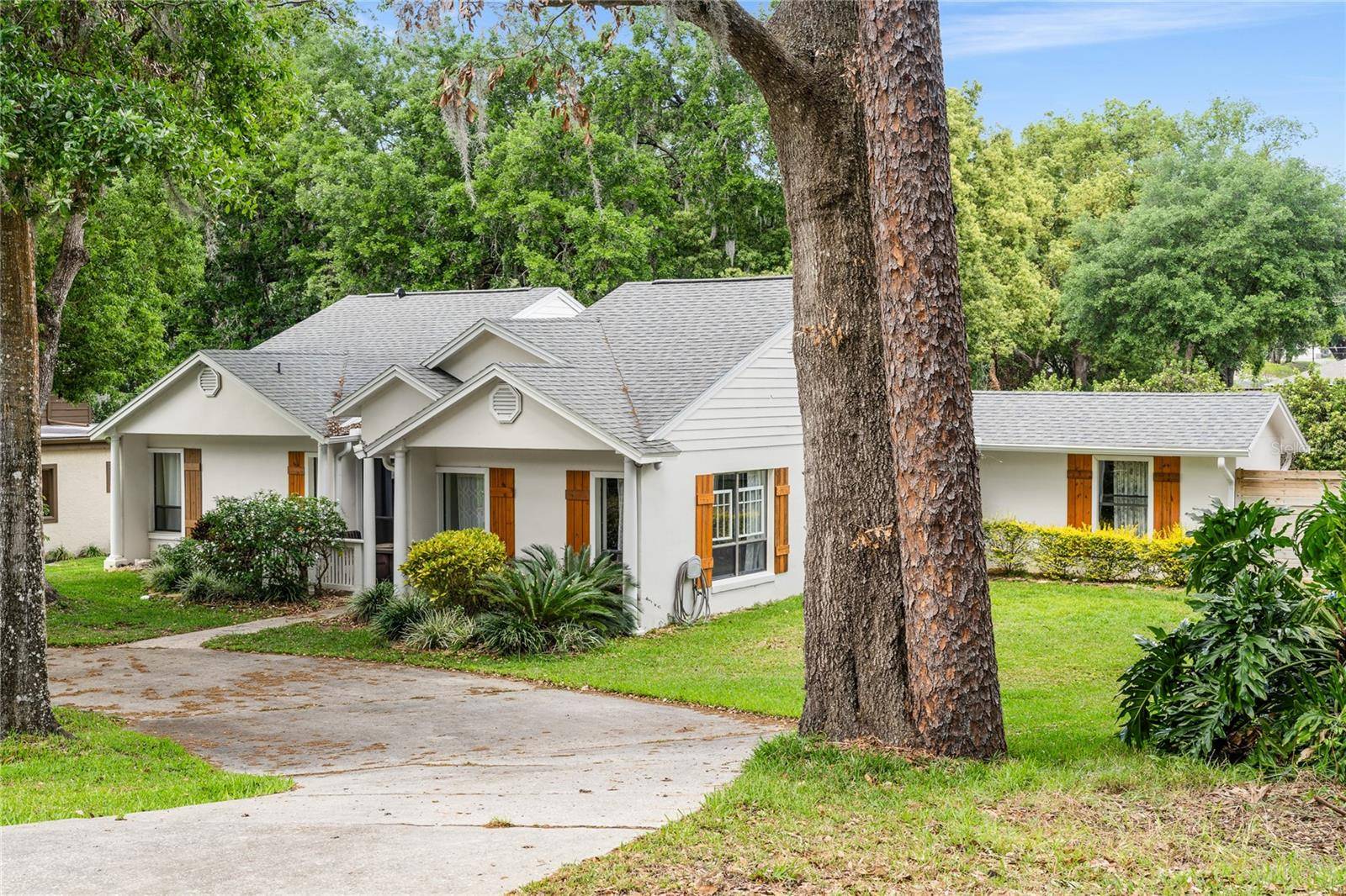 Mount Dora, FL 32757,407 FOREST RD