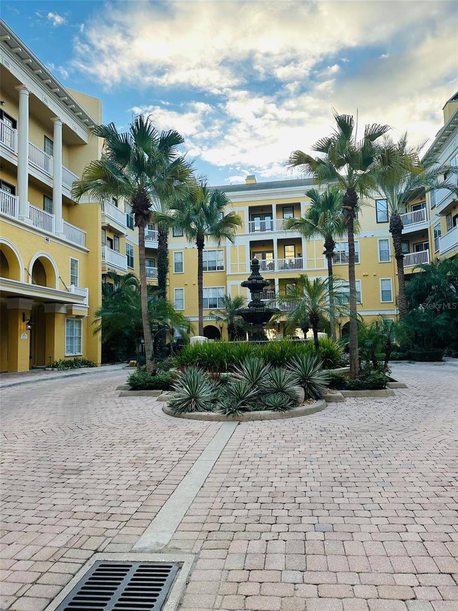 Orlando, FL 32801,860 N ORANGE AVE #460