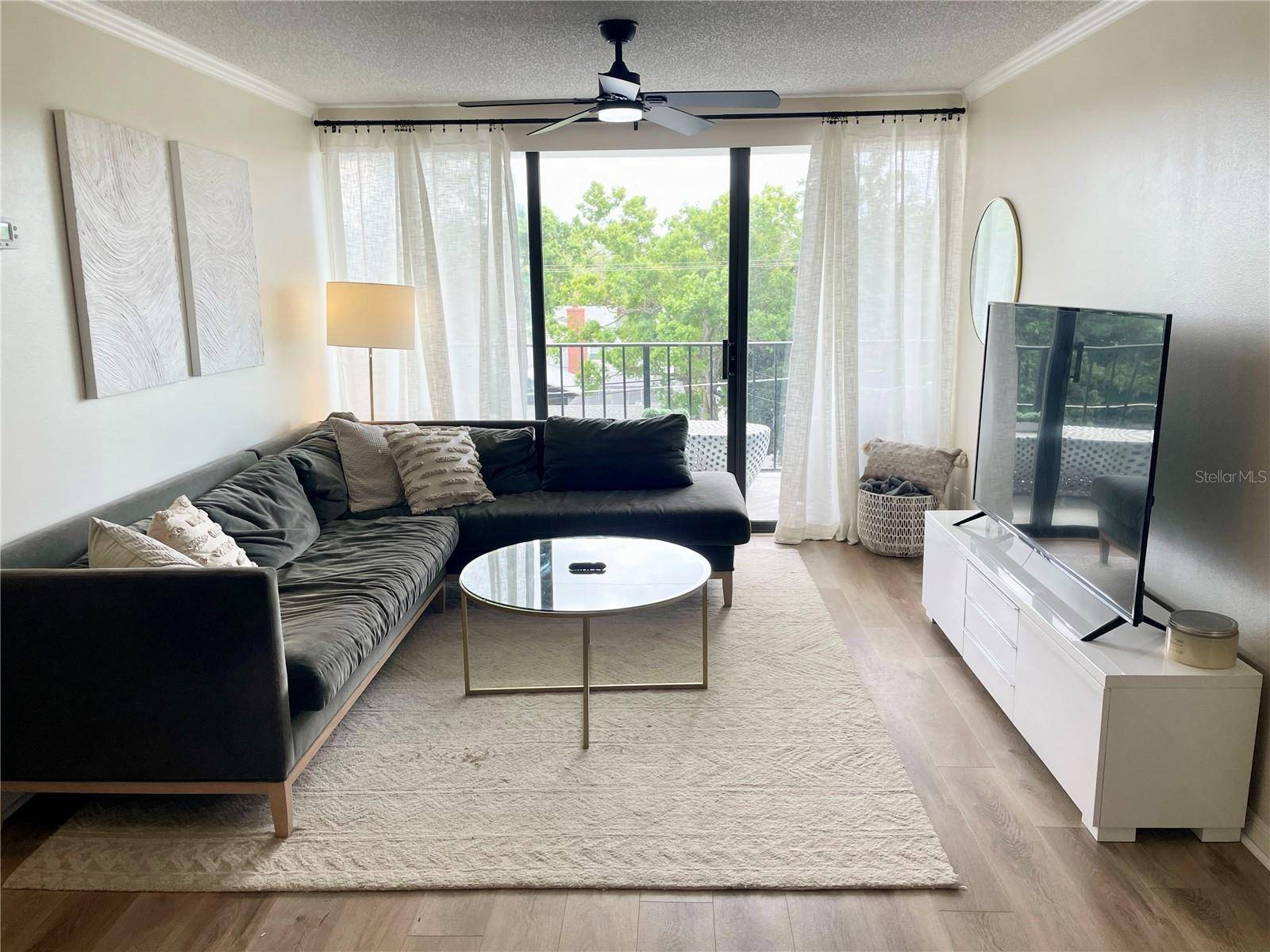 Tampa, FL 33609,3211 W SWANN AVE #408