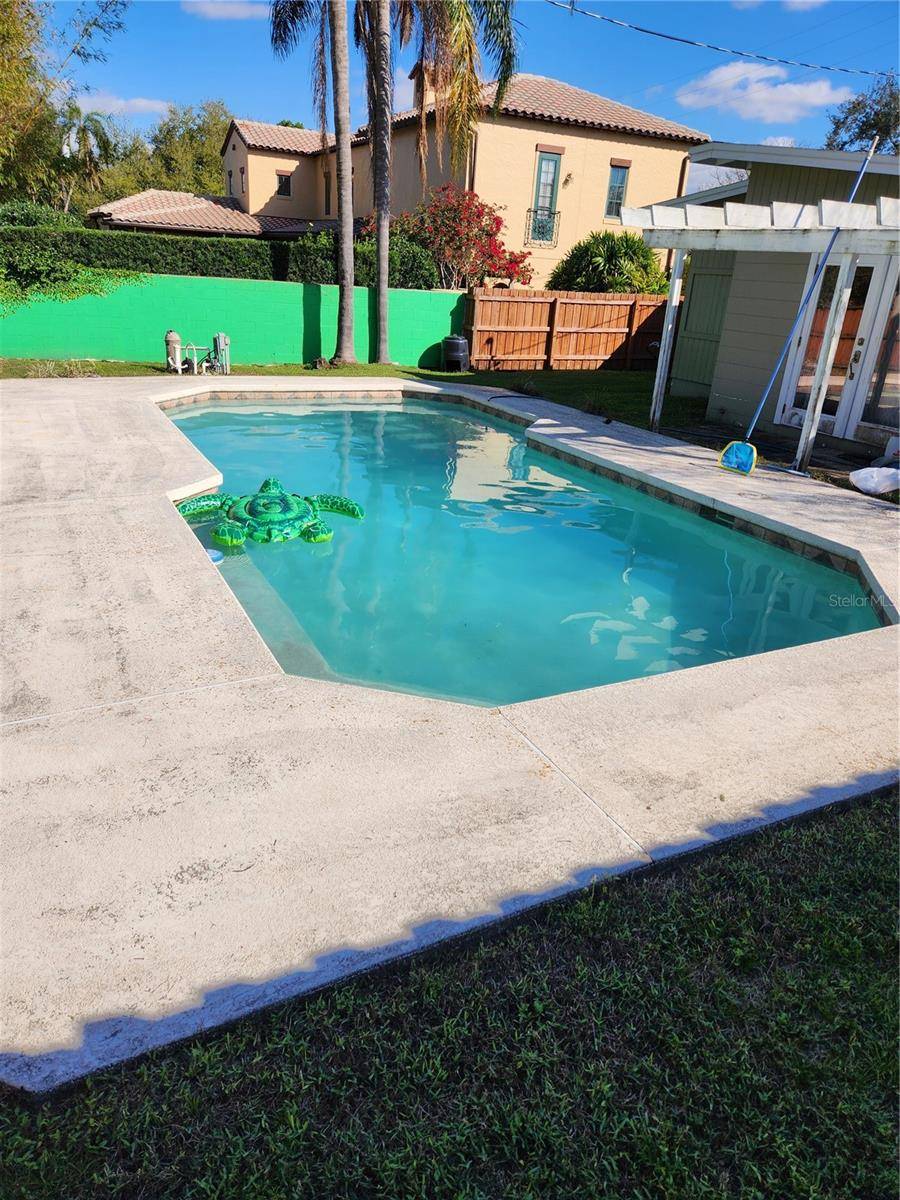 Orlando, FL 32806,607 WOODLAND ST