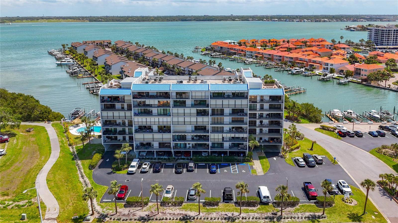 Clearwater Beach, FL 33767,1581 GULF BLVD #102N
