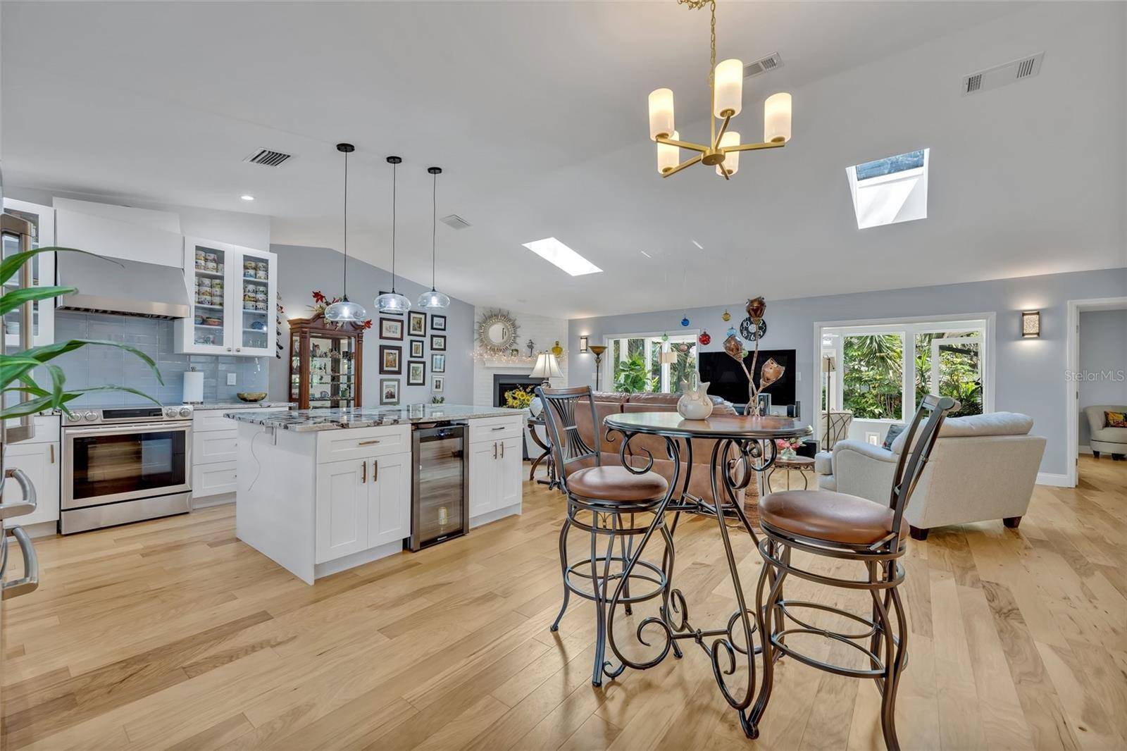 Longwood, FL 32750,1621 HIGHLAND DR