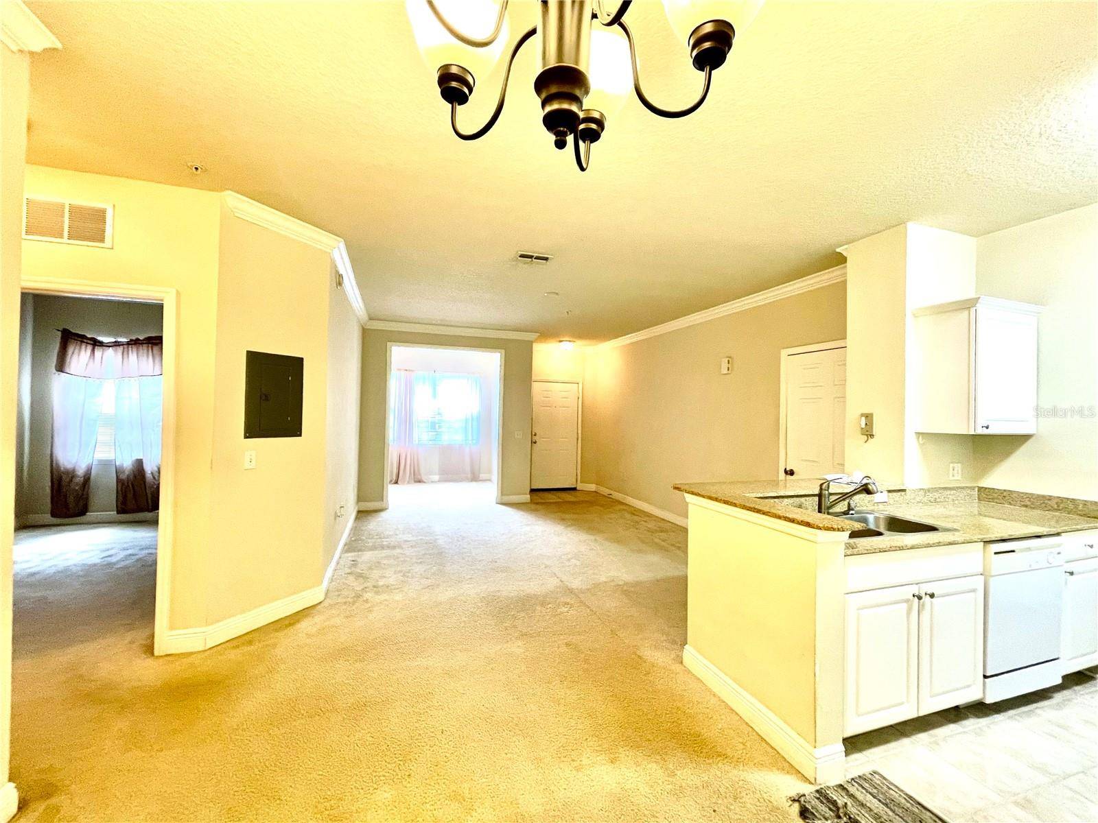 Winter Garden, FL 34787,303 SOUTHERN PECAN CIR #102