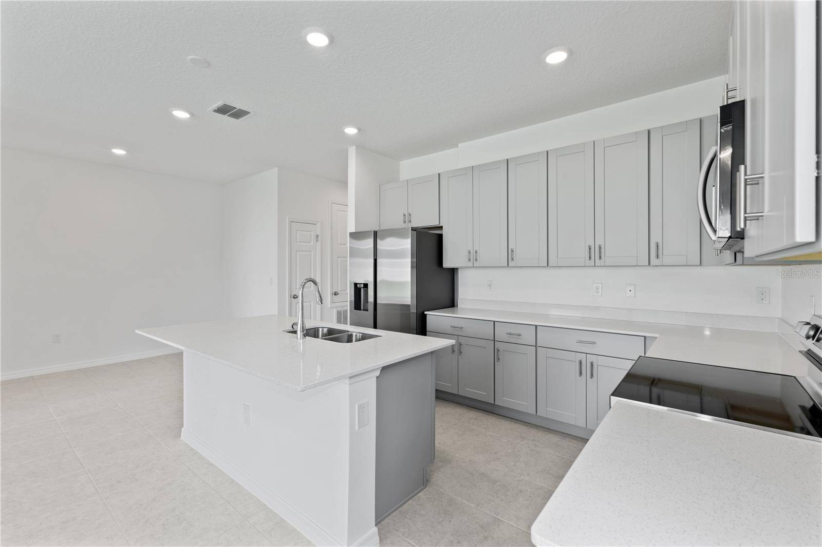 Haines City, FL 33844,503 SILVER PALM DR
