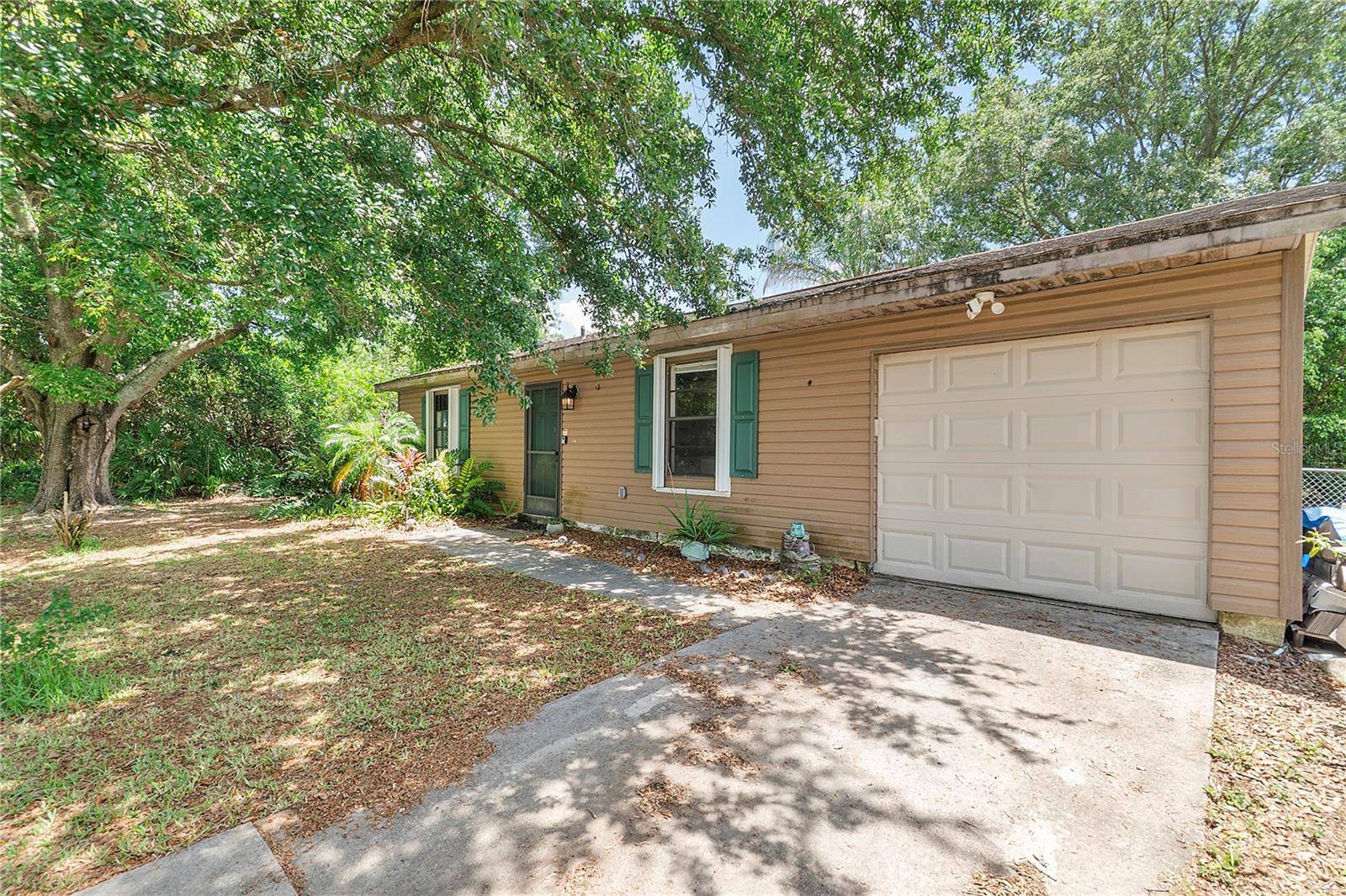 Palm Bay, FL 32909,1658 COLORADO ST SE