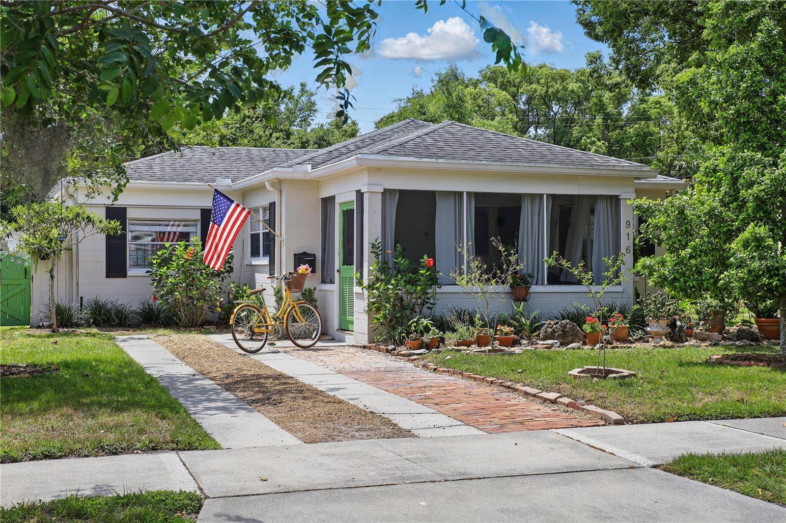 Orlando, FL 32804,916 W YALE ST