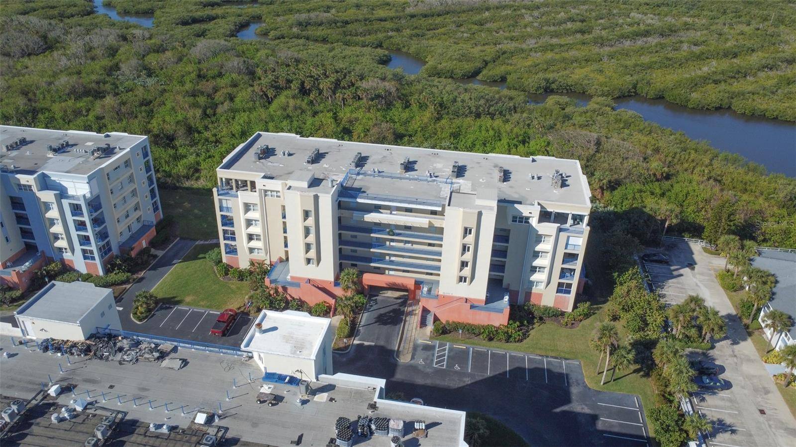 New Smyrna Beach, FL 32169,5300 S ATLANTIC AVE #4-302