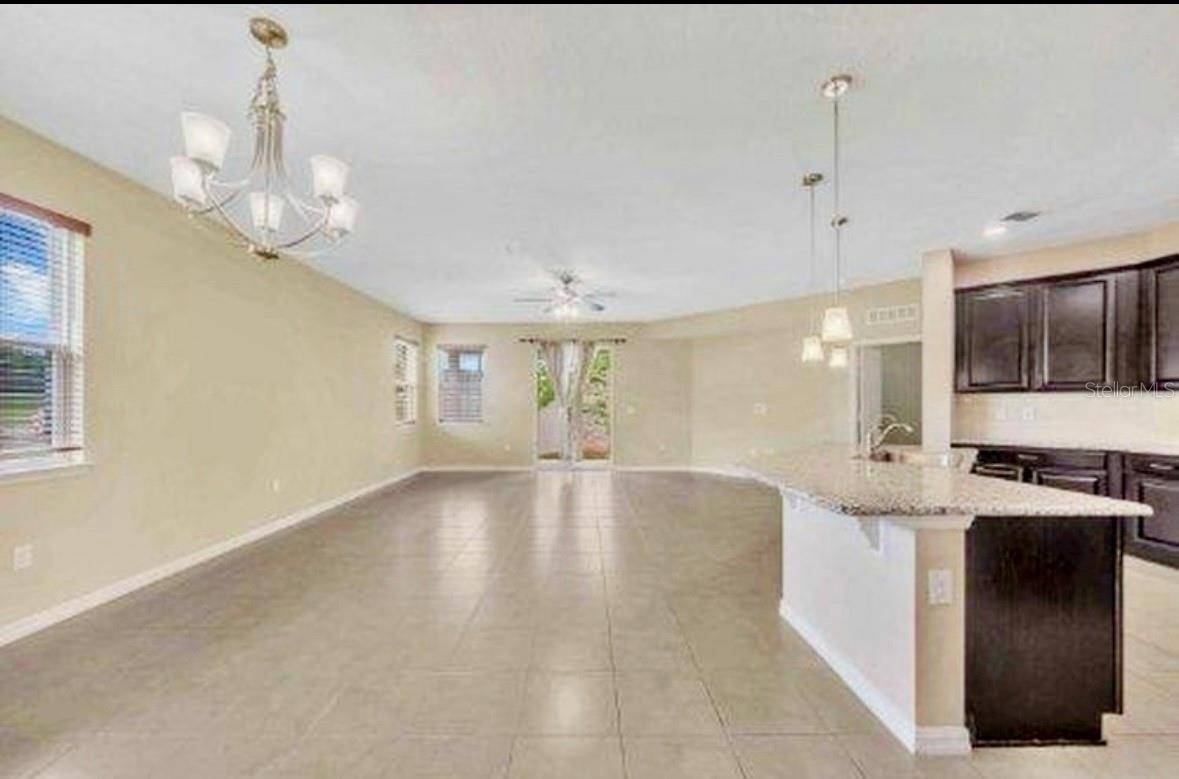 Sanford, FL 32771,464 BOTTLEBRUSH LOOP