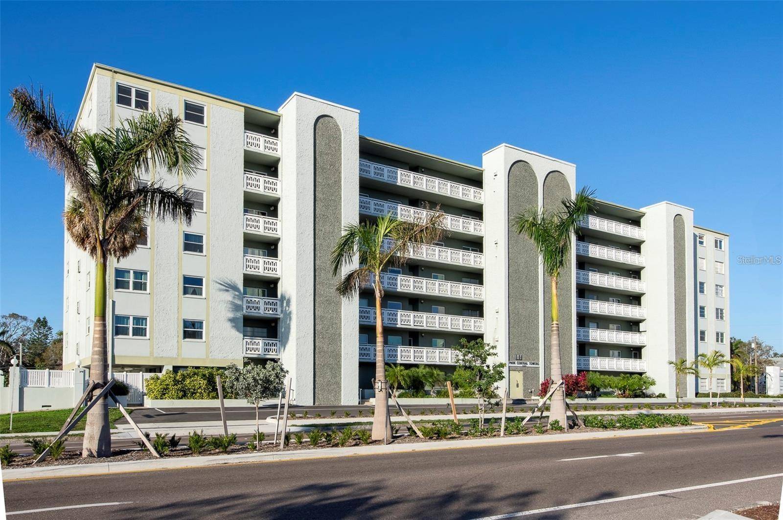 St Petersburg, FL 33710,7321 CENTRAL AVE #504