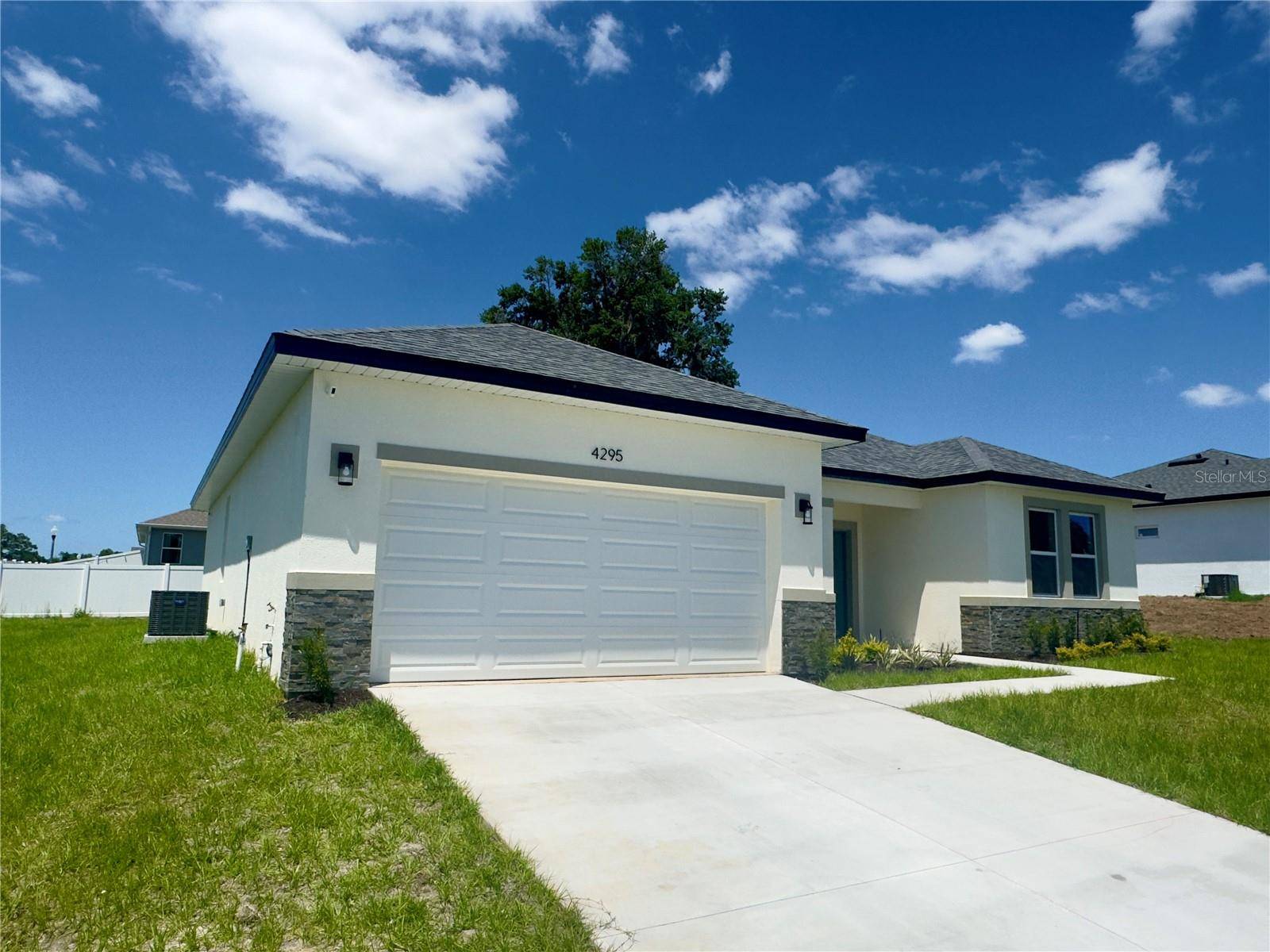 Ocala, FL 34475,4295 NW 1ST COURT RD