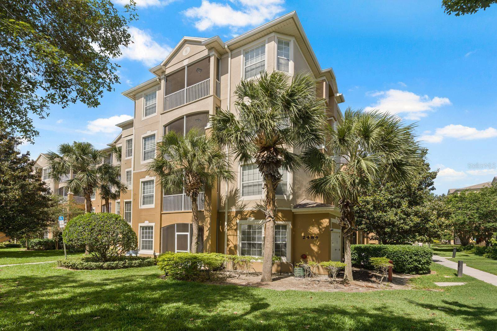 Orlando, FL 32835,2484 SAN TECLA ST #106