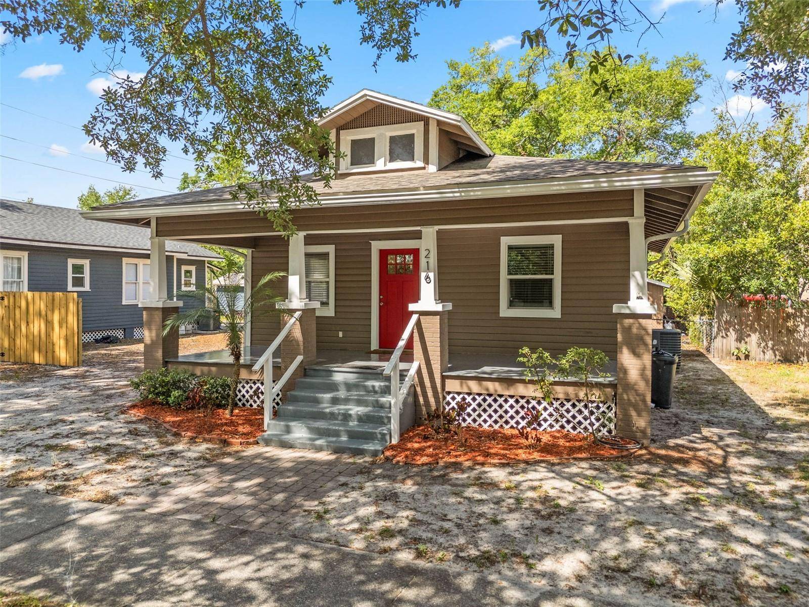 Sanford, FL 32771,216 S HOLLY AVE
