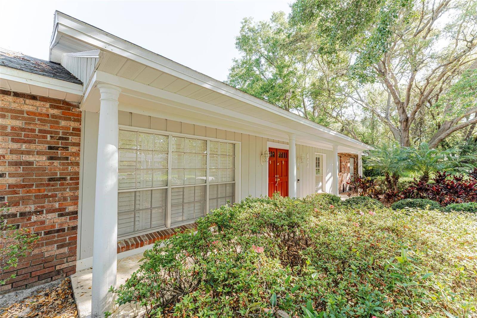 Longwood, FL 32779,604 BLUE LAKE DR