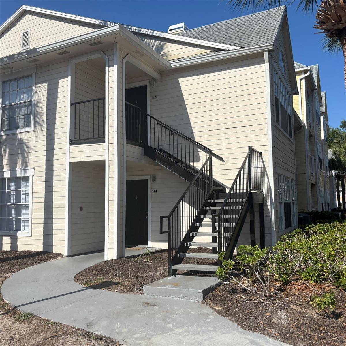 Orlando, FL 32835,1055 S HIAWASSEE RD #2018