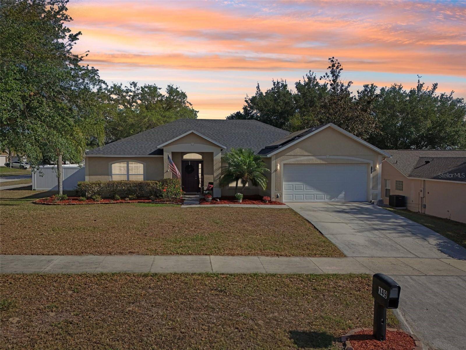 Minneola, FL 34715,149 SOUTHERN BREEZE DR