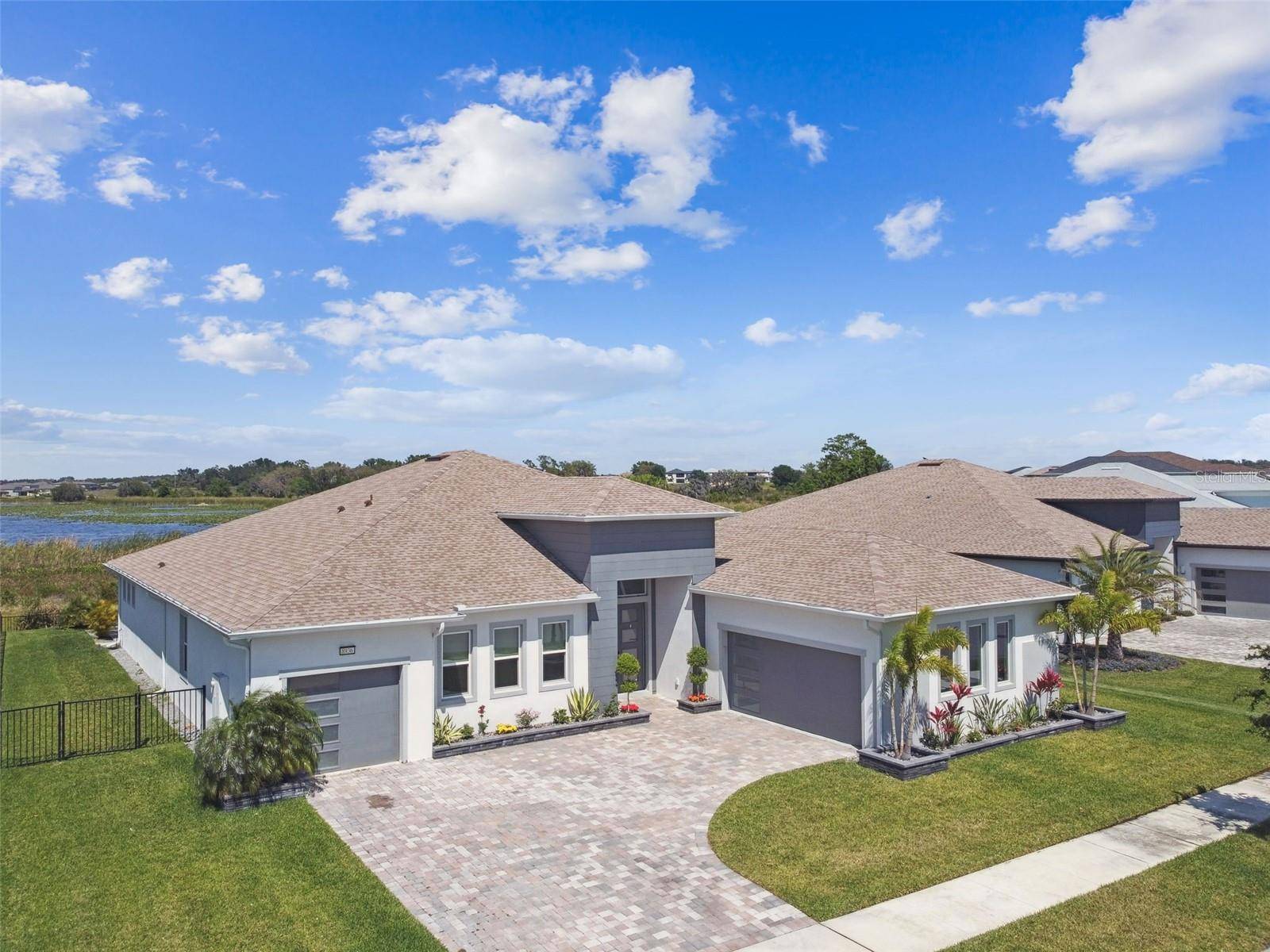 Wesley Chapel, FL 33545,8936 SANDERS TREE LOOP