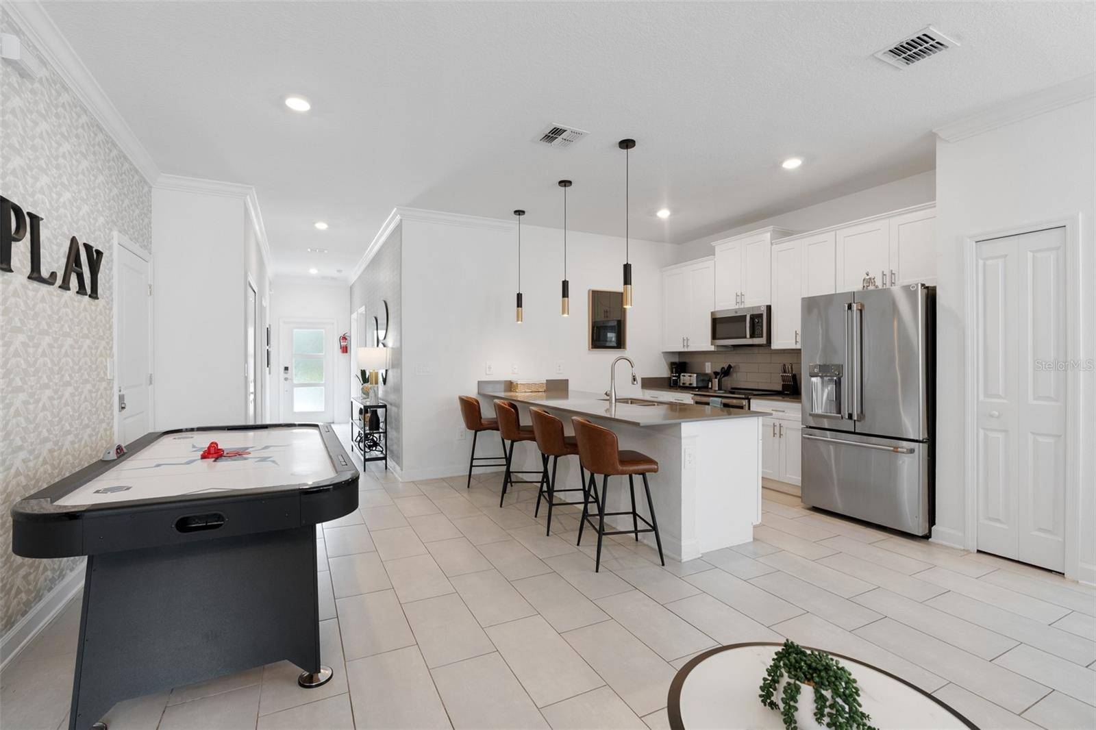 Kissimmee, FL 34746,2400 READING TRL