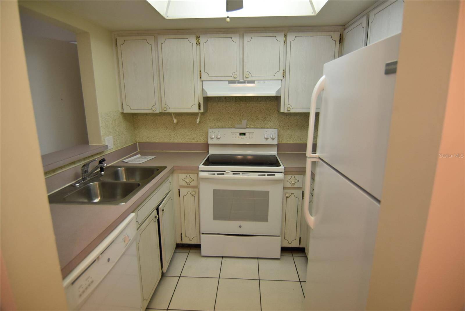 New Port Richey, FL 34652,4826 MARINE Pkwy #202
