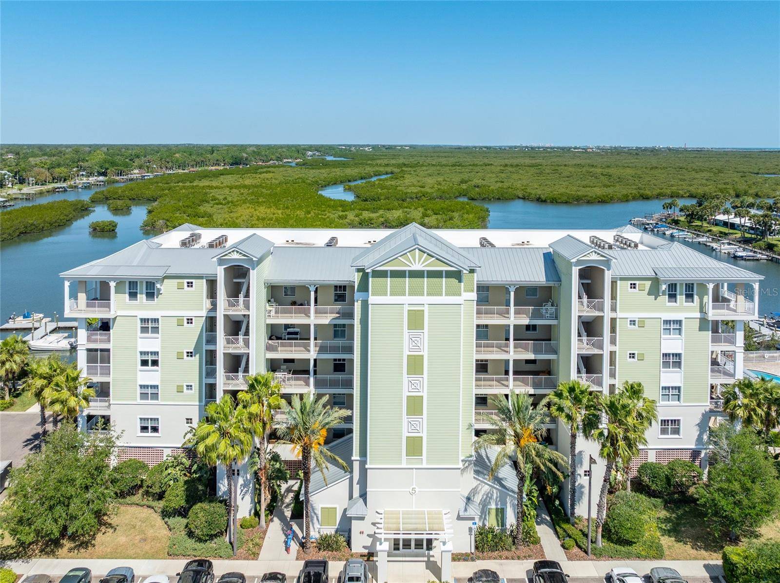 New Smyrna Beach, FL 32169,5 RIVERWALK DR #604