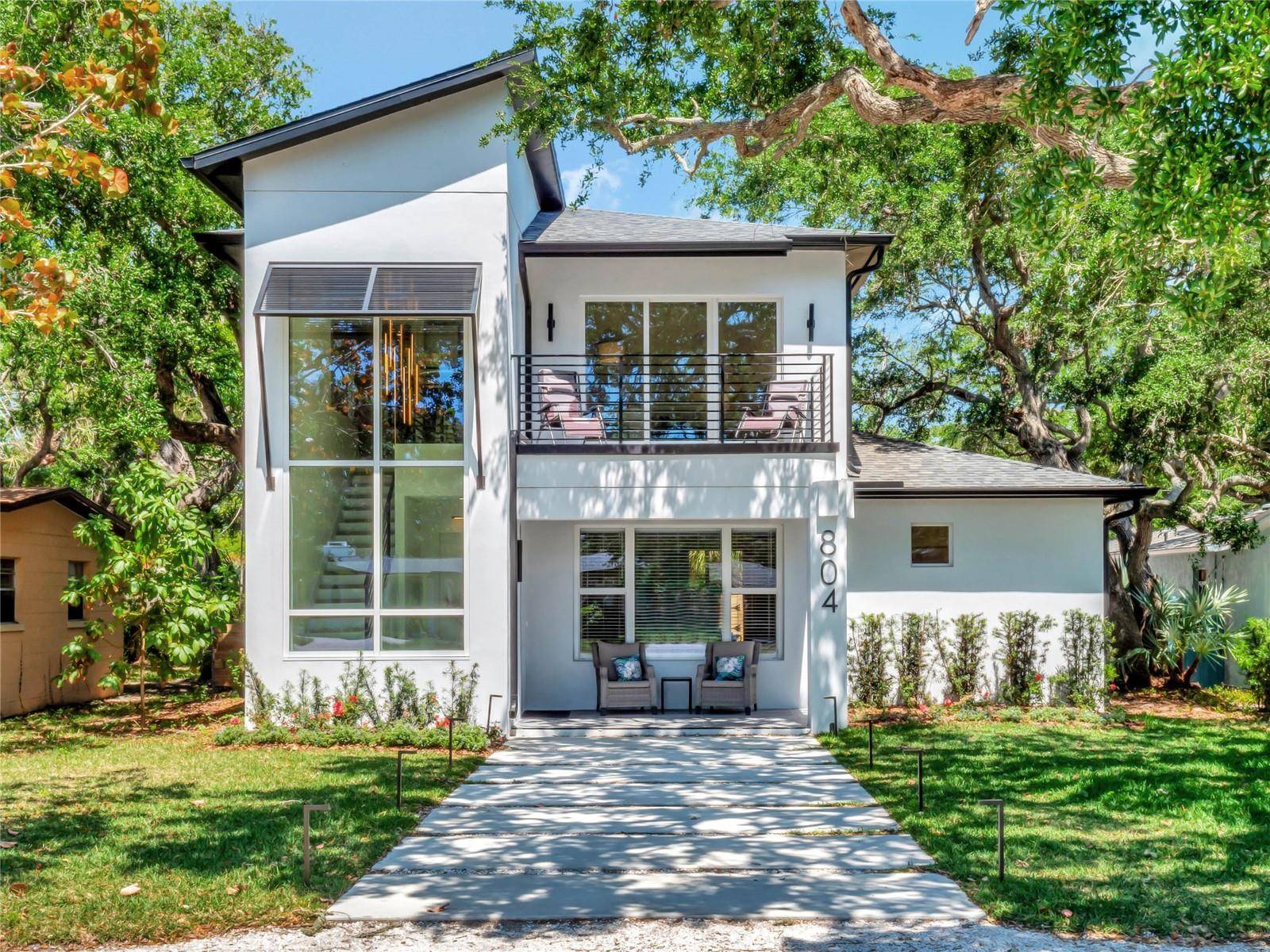 New Smyrna Beach, FL 32169,804 E 24TH AVE