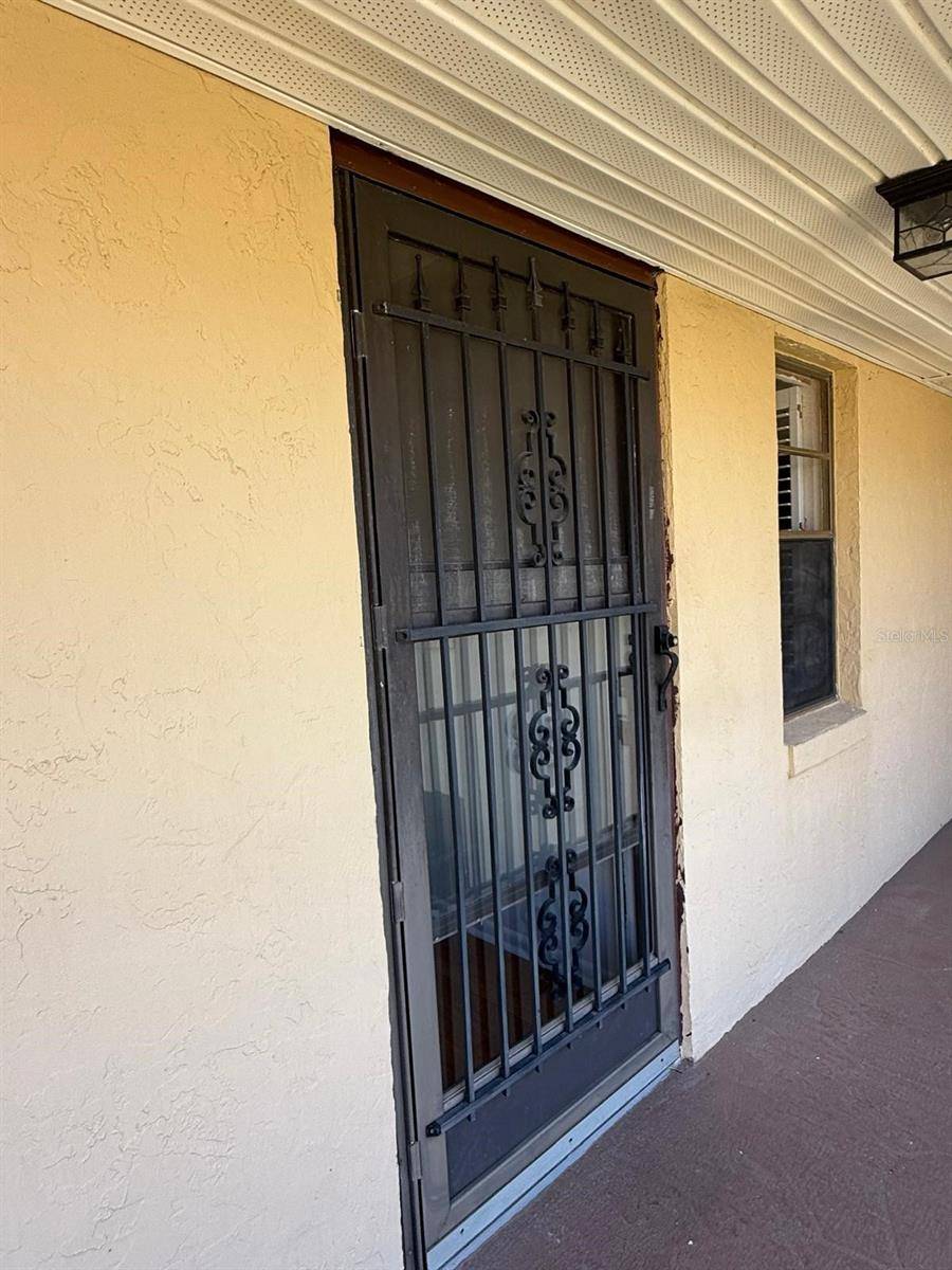 Lake Wales, FL 33853,130 E JOHNSON AVE #205