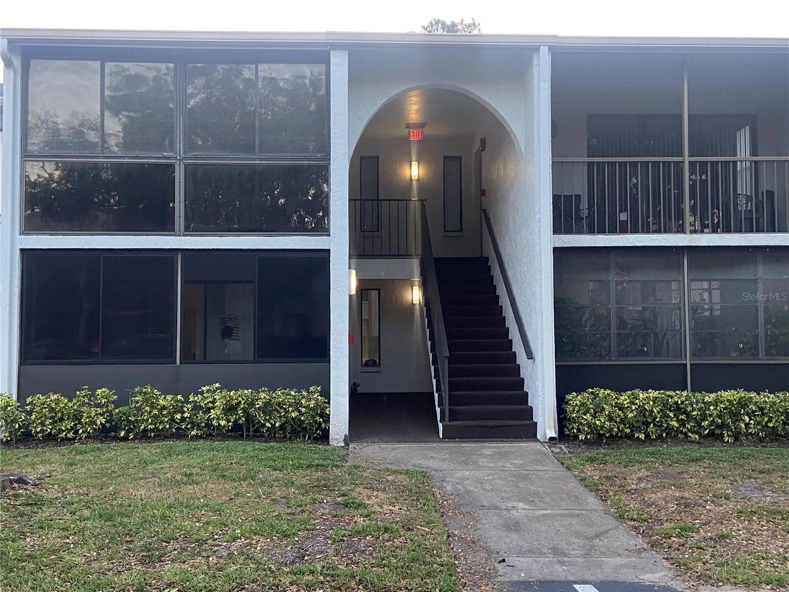 Orlando, FL 32825,954 COURTYARD LN #C2