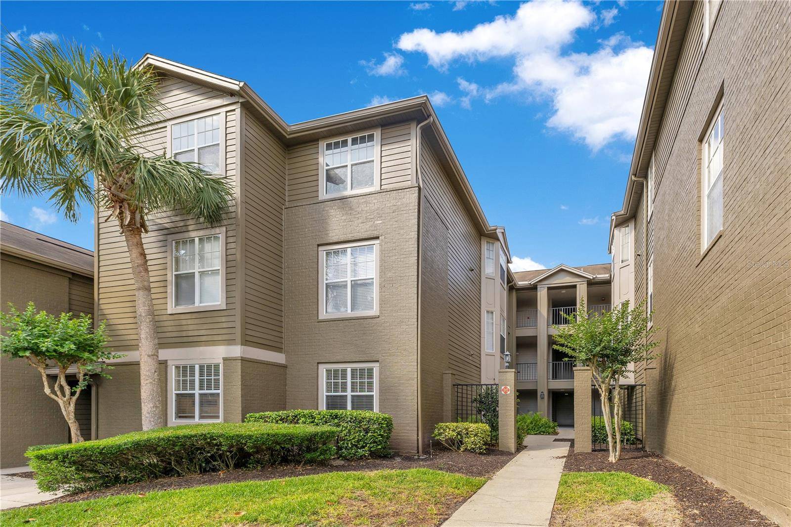 Longwood, FL 32779,420 SUMMIT RIDGE PL #112
