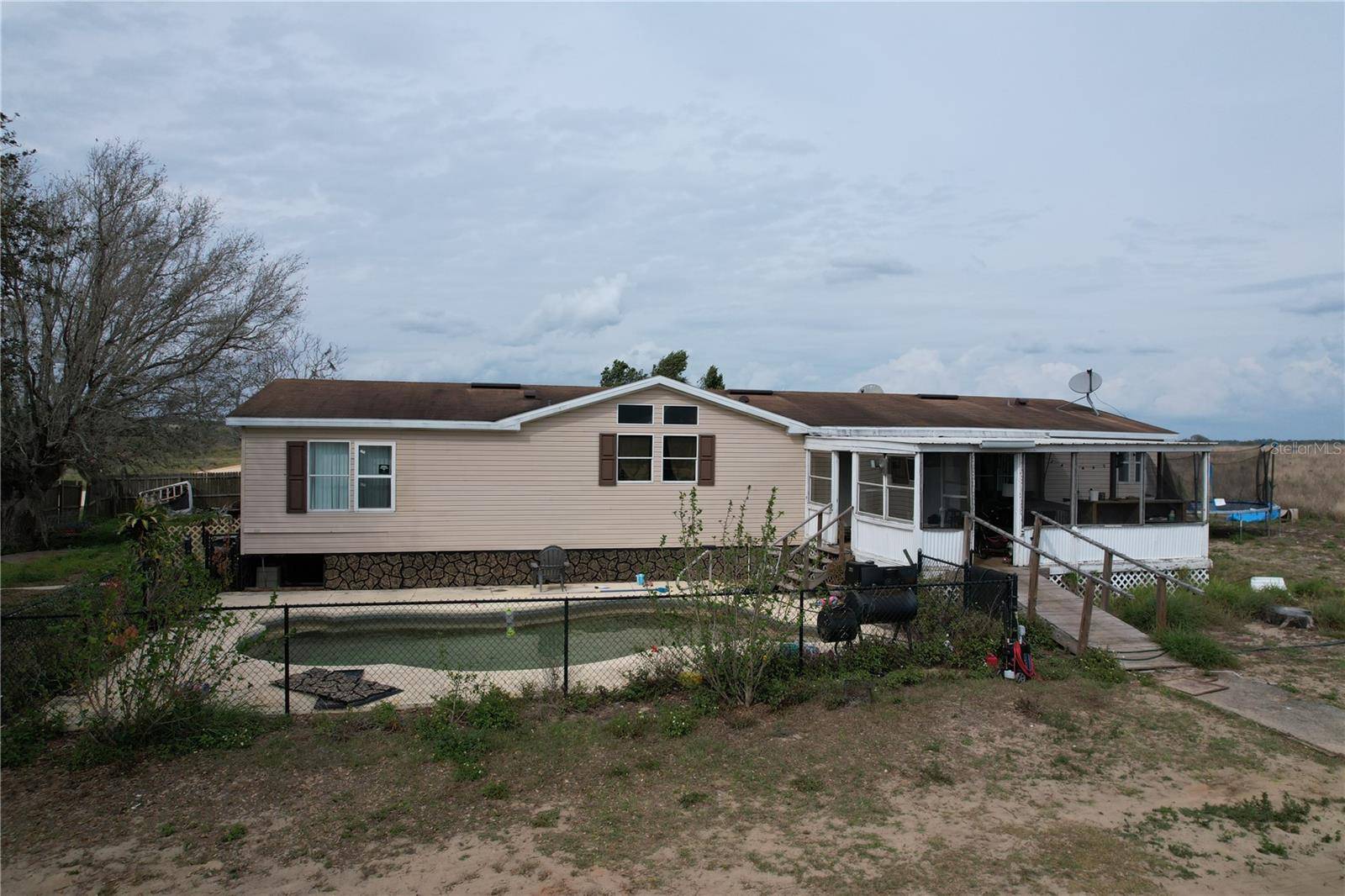 Frostproof, FL 33843,260 S LAKE PATRICK RD