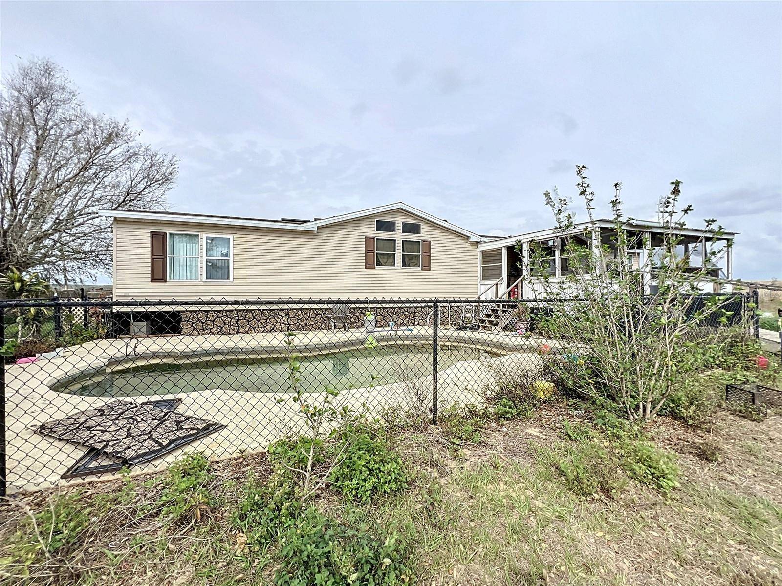 Frostproof, FL 33843,260 S LAKE PATRICK RD