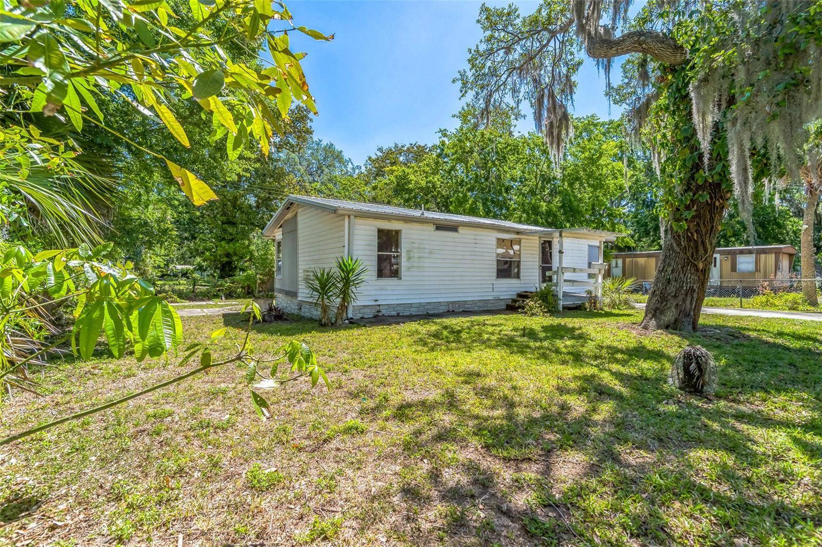 Ormond Beach, FL 32174,703 MONTANA TER