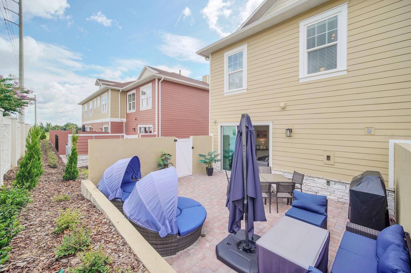 Kissimmee, FL 34747,7587 SUNFLOWER CIR