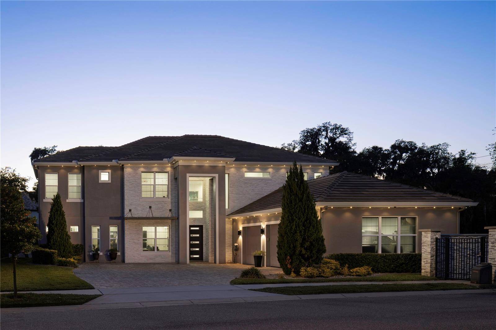 Sanford, FL 32771,2202 LAKE SYLVAN OAKS CT