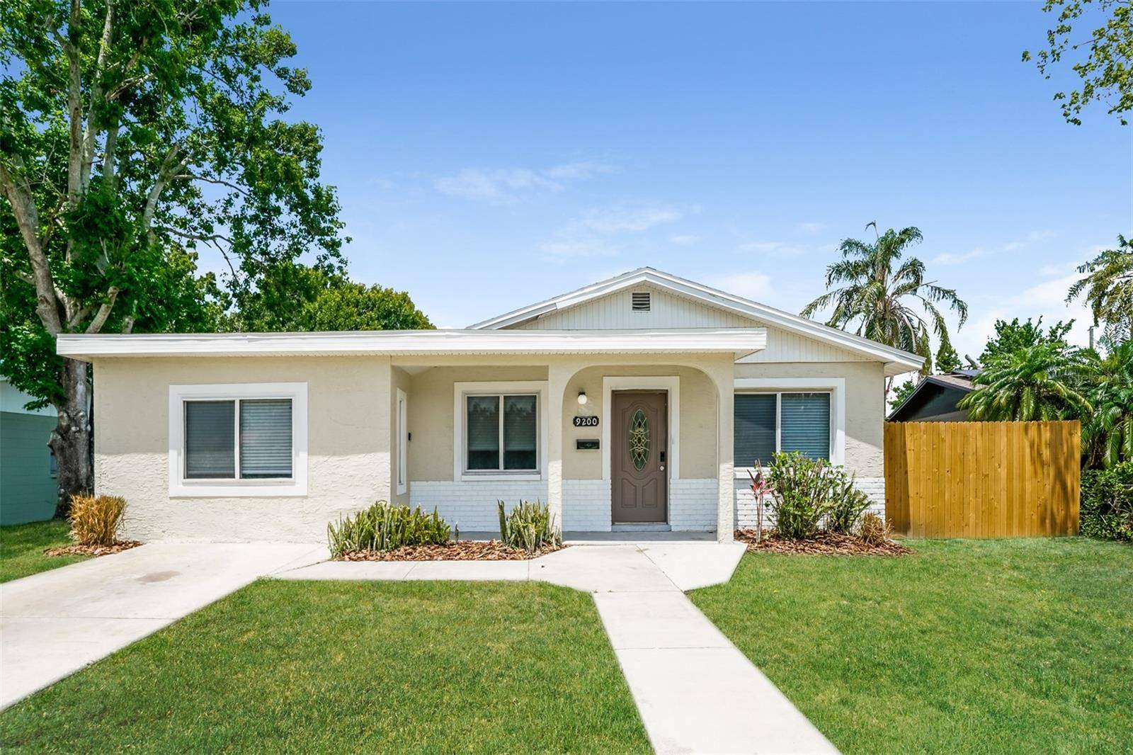 Pinellas Park, FL 33782,9200 53RD WAY N