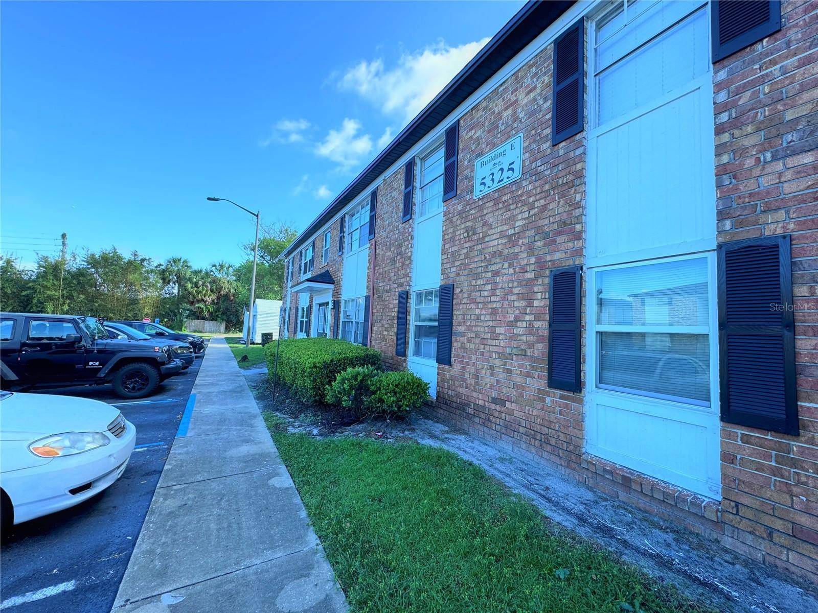 Orlando, FL 32812,5325 CURRY FORD RD #E101