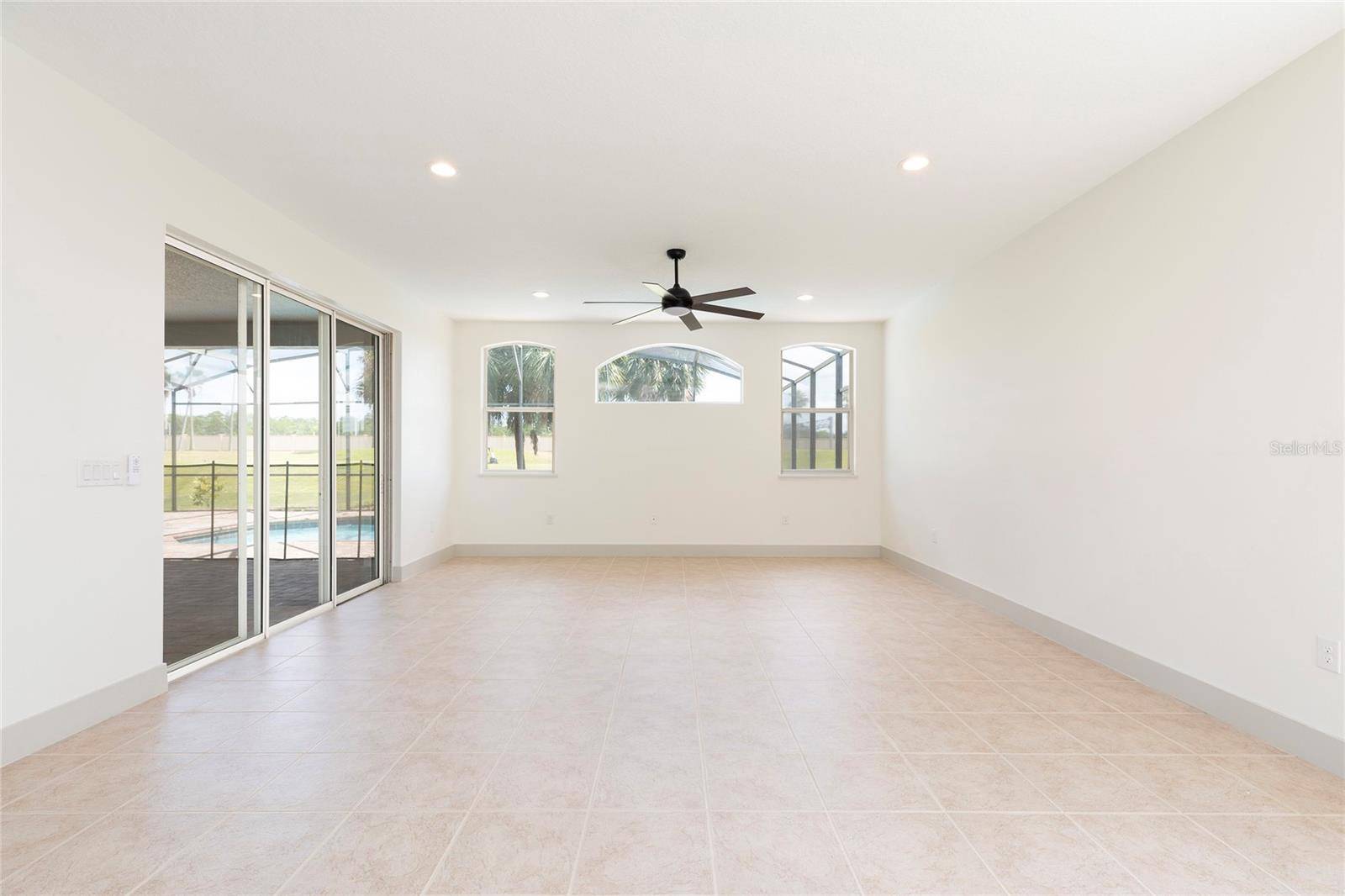 Winter Garden, FL 34787,13716 FOX GLOVE ST