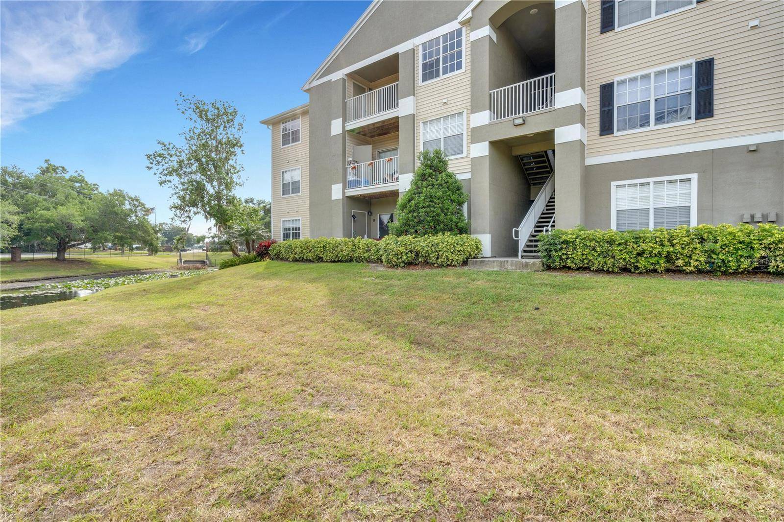 Lakeland, FL 33810,4295 SUMMER LANDING DR #306