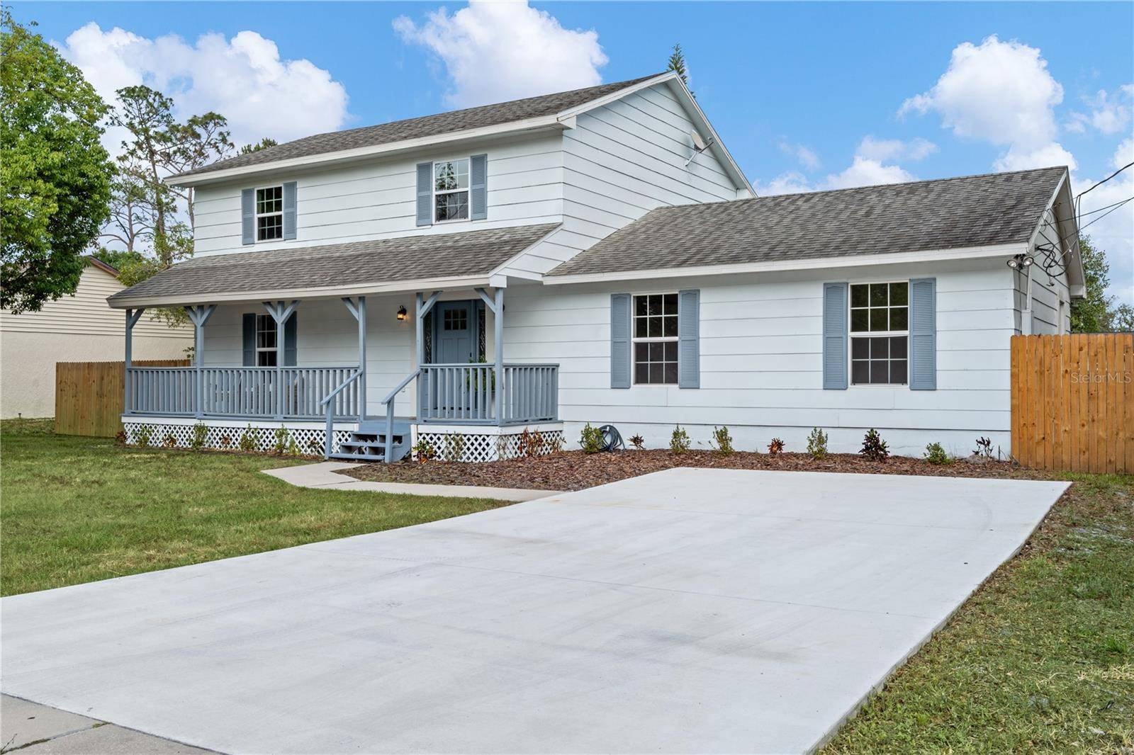 Chuluota, FL 32766,805 MELODY DR