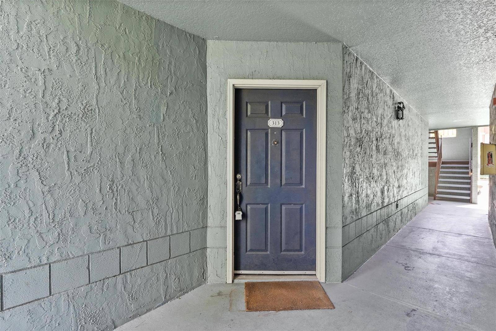 Orlando, FL 32811,5112 CONROY RD #13