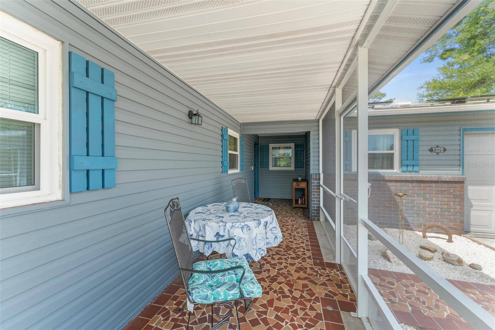 Daytona Beach, FL 32117,1328 LAUREL DR