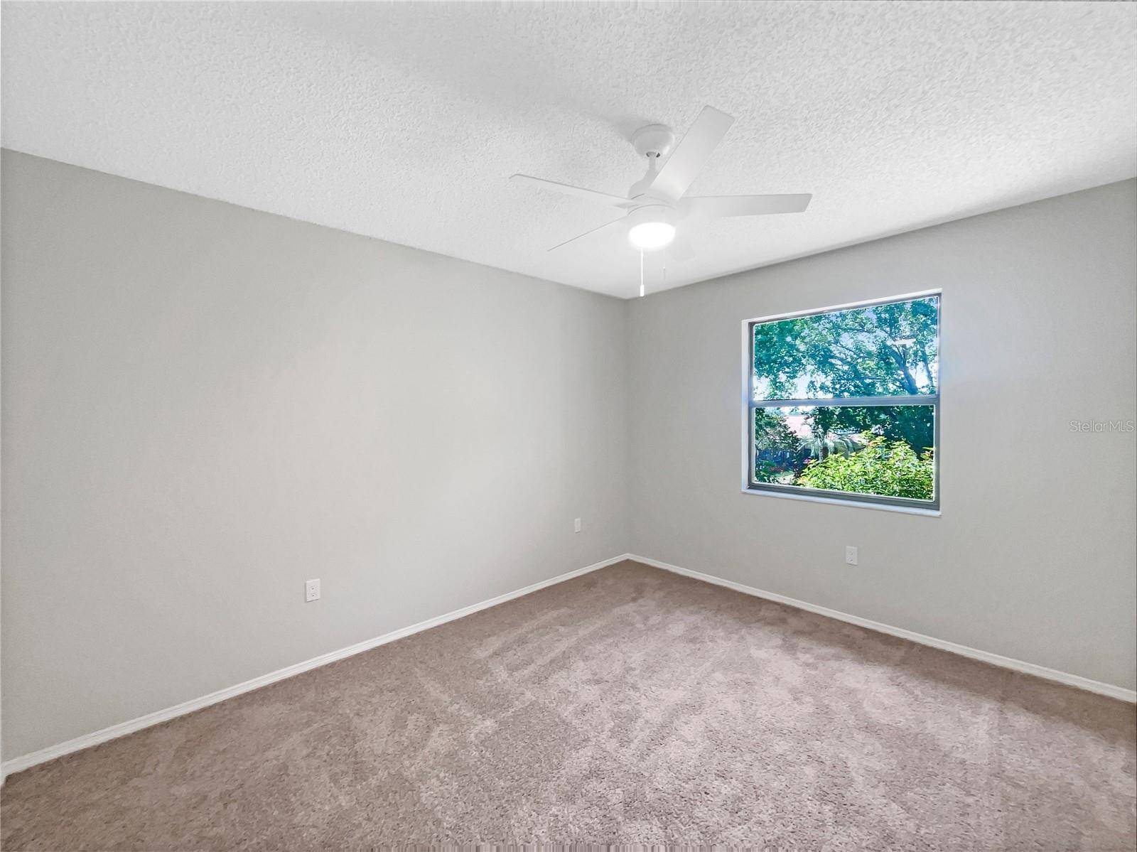 Grand Island, FL 32735,12610 BAY HILL DR