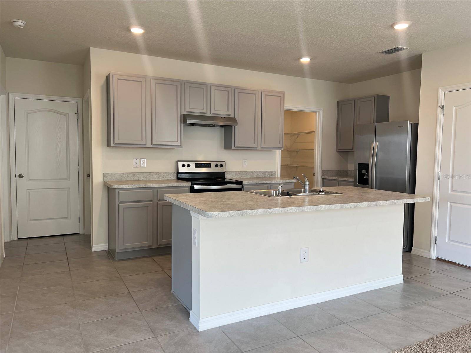 Tavares, FL 32778,3009 TANSY ST