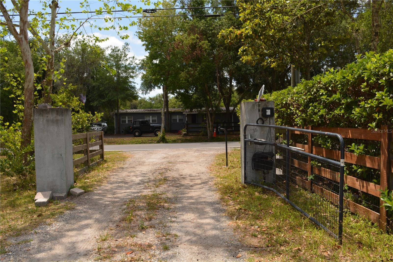 Geneva, FL 32732,1650 LAKE HARNEY RD