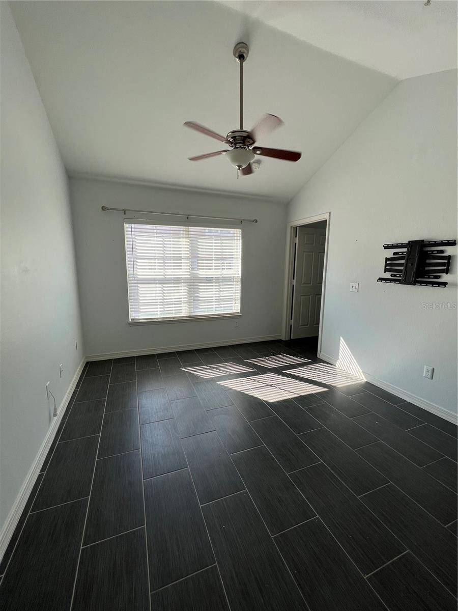 Orlando, FL 32835,3337 SOHO ST #205